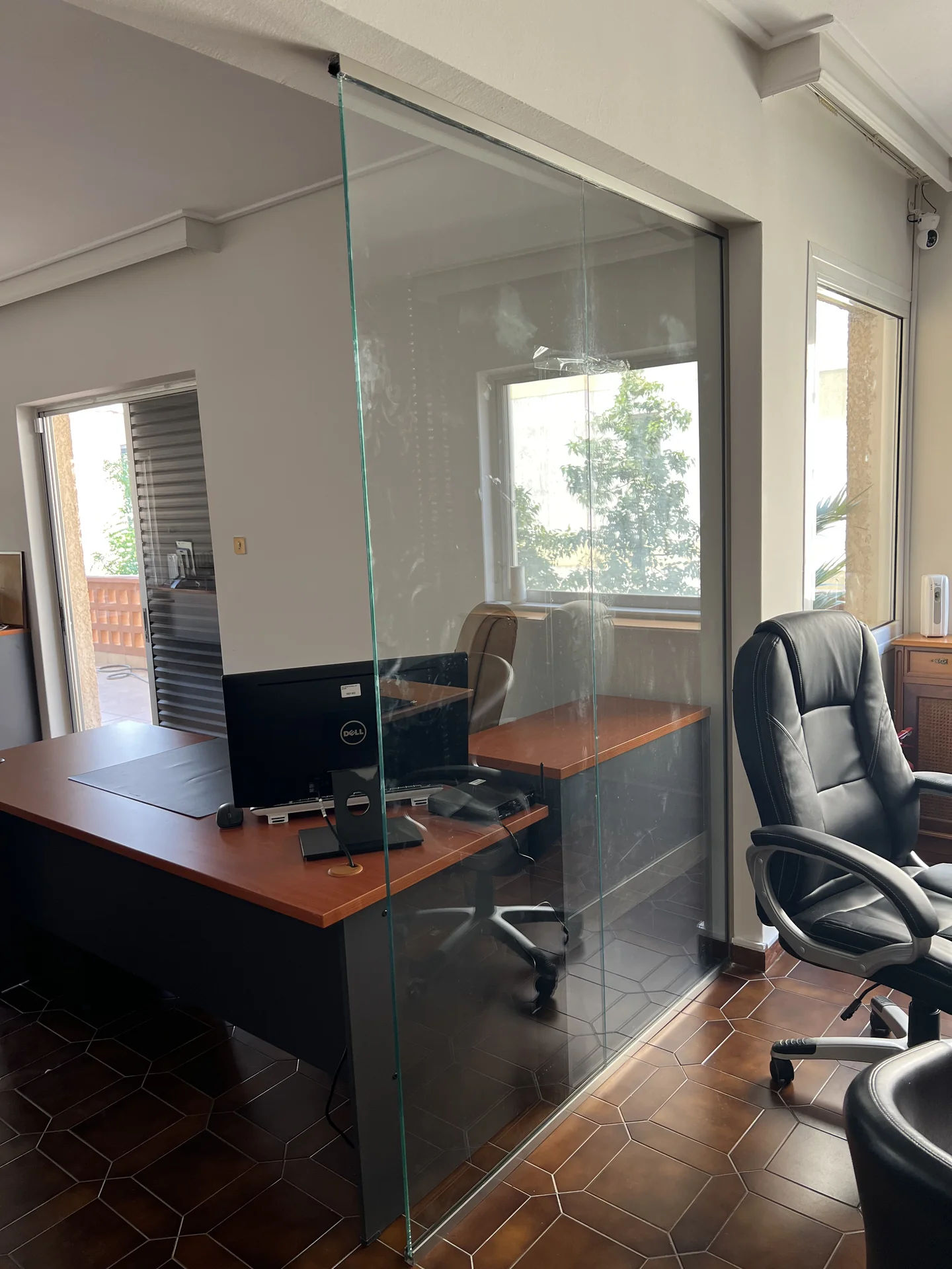 Διαχωριστικά Τζάμια 2