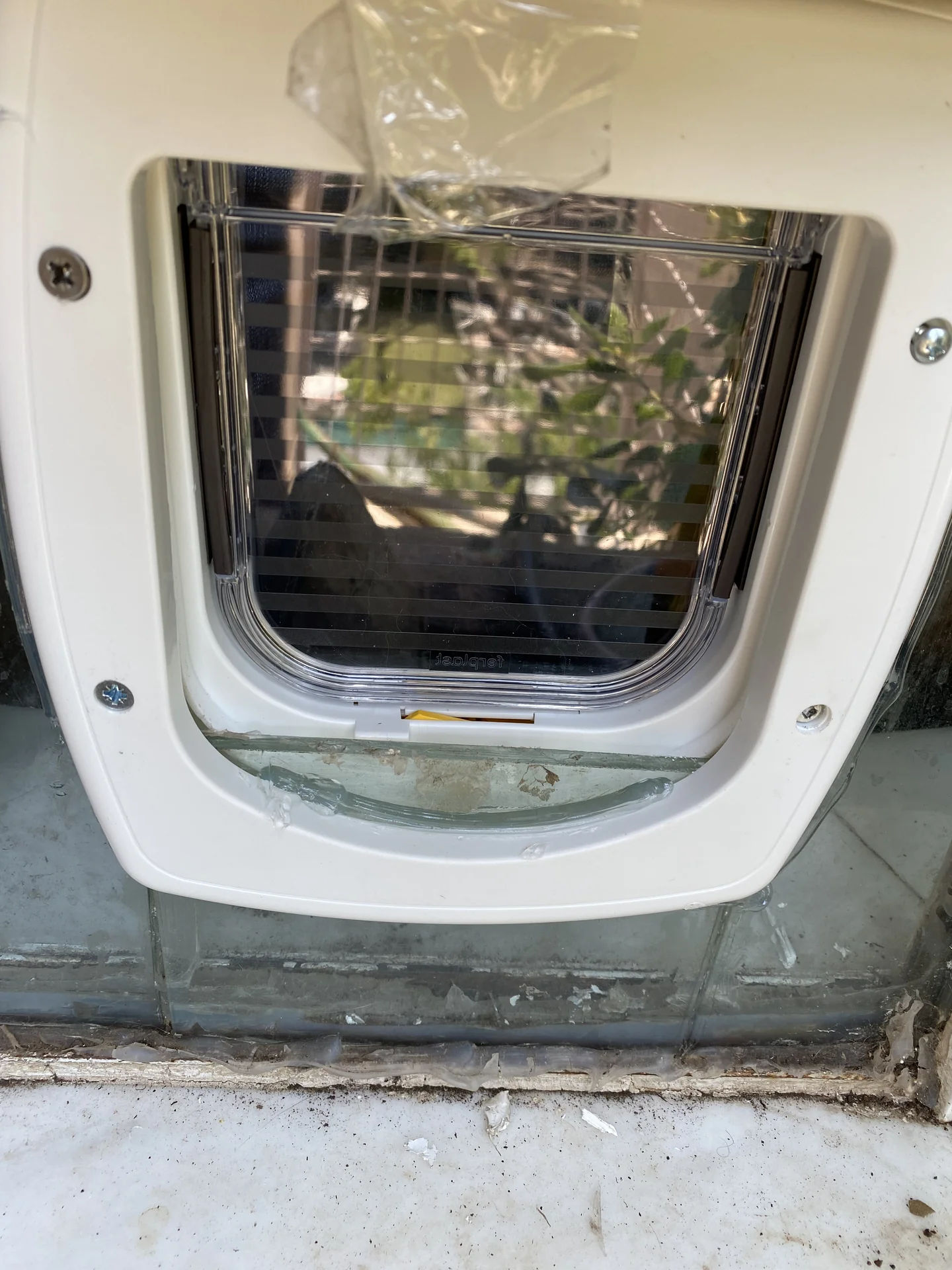 Πορτάκια για κατοικίδια 1