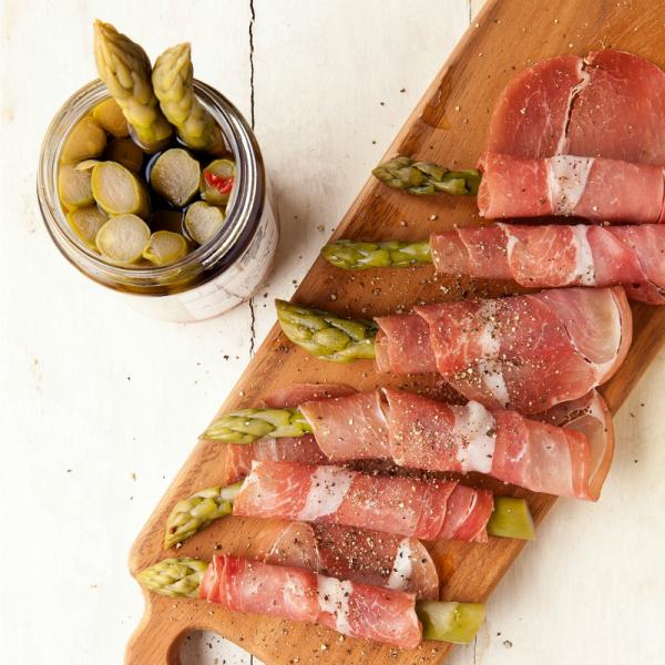 Prosciutto Wrapped Pickled Asparagus