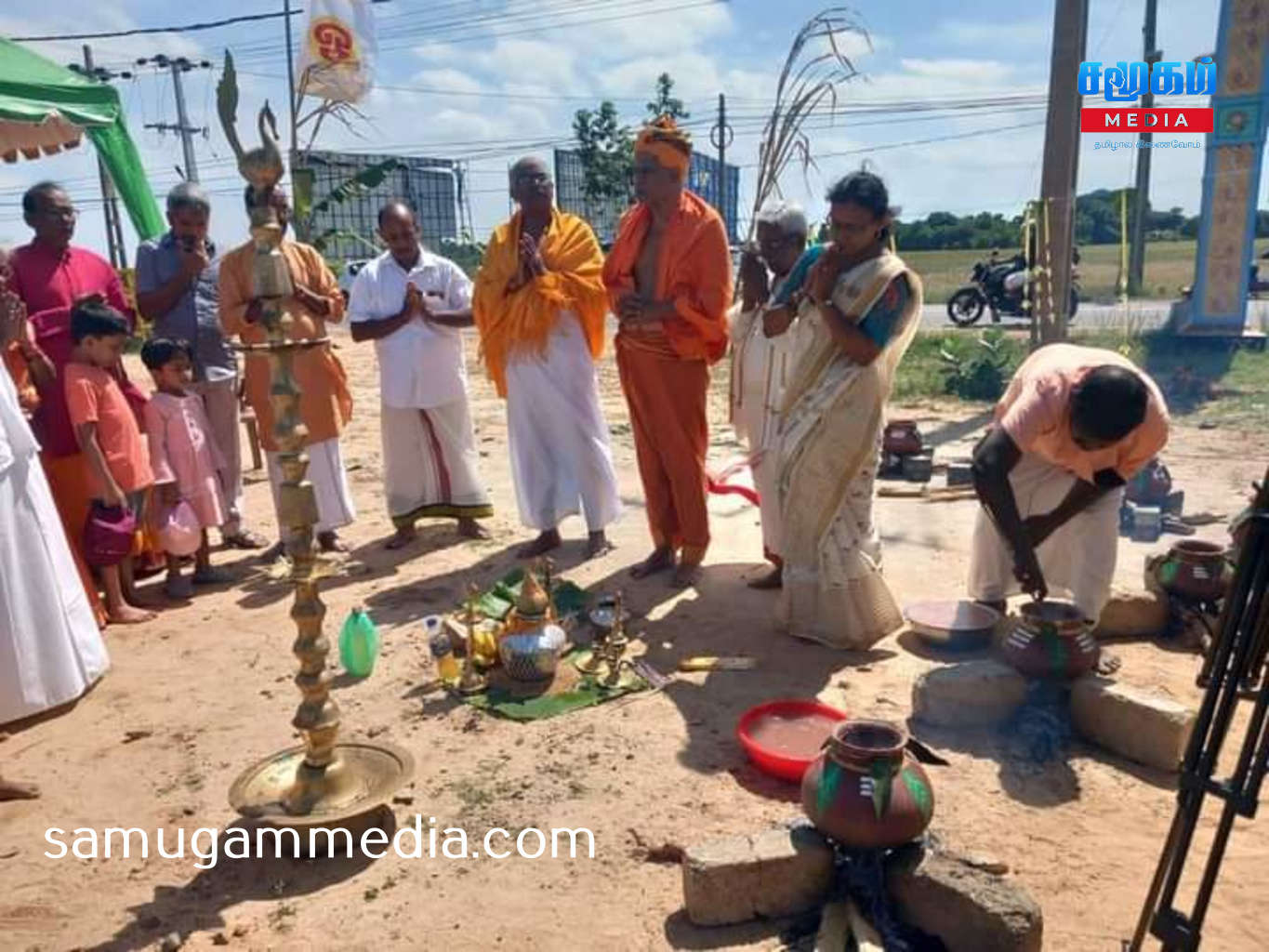 யாழ் மாவட்ட செயலகத்தில் இடம்பெற்ற பிறப்பு சான்றிதழ் பதிவு செய்யும் விஷேட நிகழ்வு 