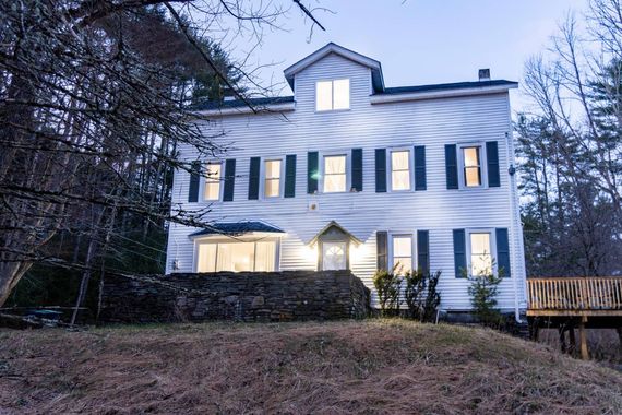 62 Eden Rd
