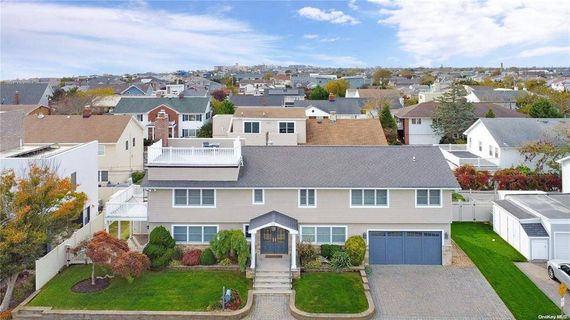 36 Prescott St