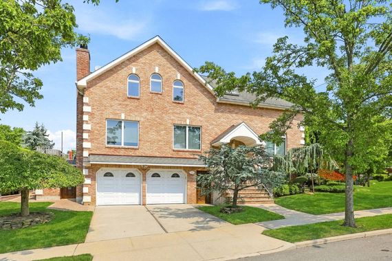 53-15 Overbrook Street