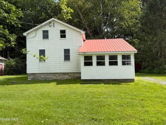 5260 Sacandaga Rd.