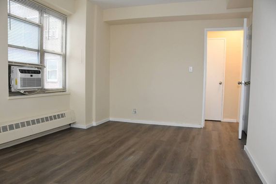 568 Grand Street, #602