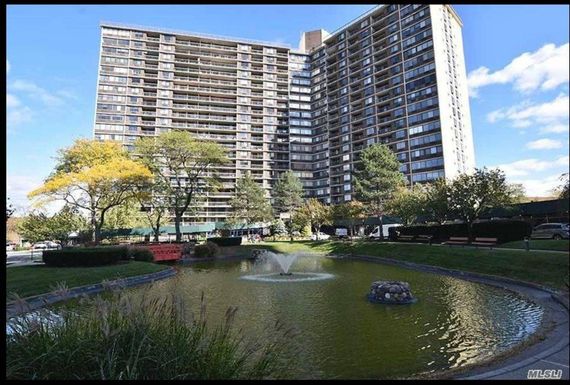 2 Bay Club Dr, #4Y