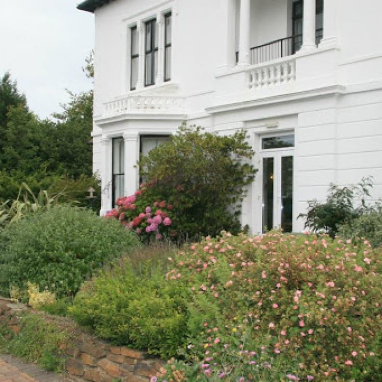 Bodmin Care With Nursing Find & Compare Care With Nursing