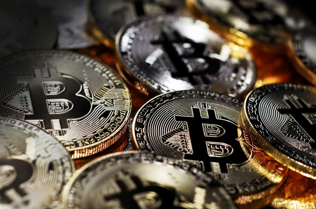 Blockchain y Criptomonedas en la Economía Global en 2025