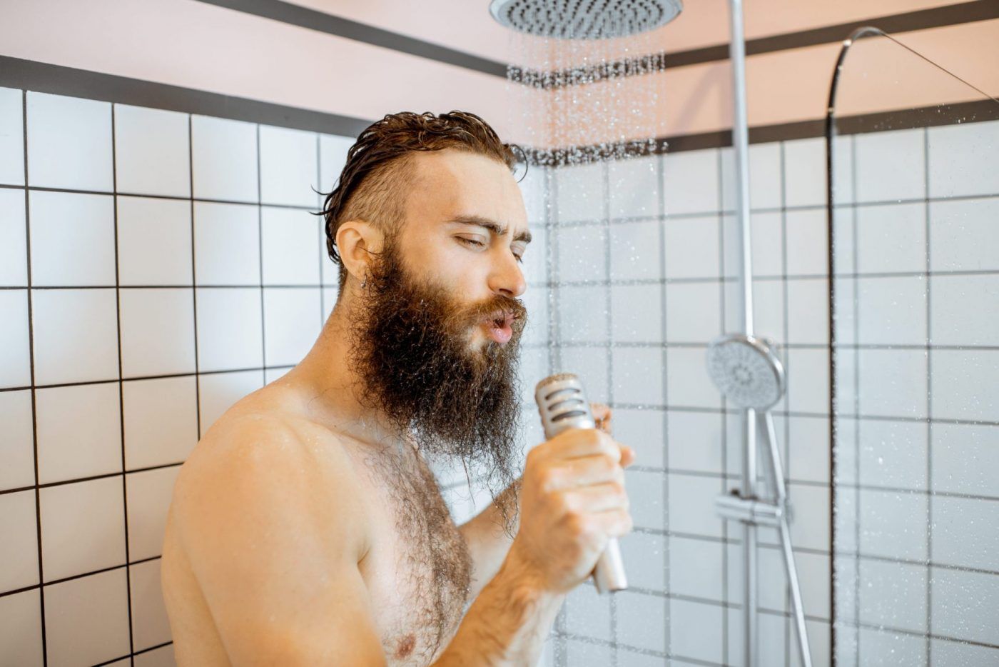 Akoestiek verbeteren zingen onder de douche SkillsUni