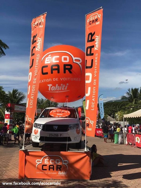 PLV gonflable Écocar pour la demi finales championnat de beach volley - tahiti 2017