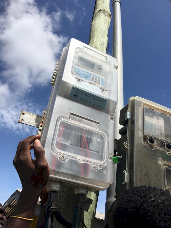 CLOU meter box installation 2