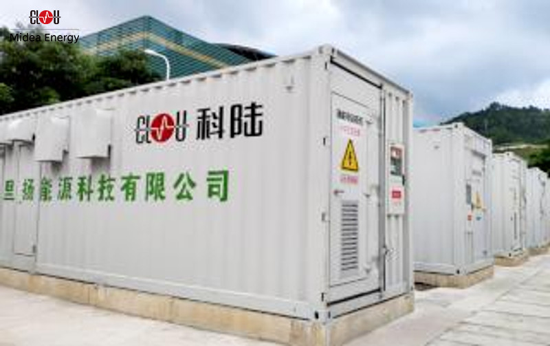 Clou Energy Storage Containers On Site