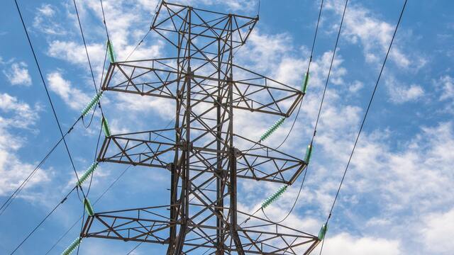 The Types of Transmission Lines Based on Voltage