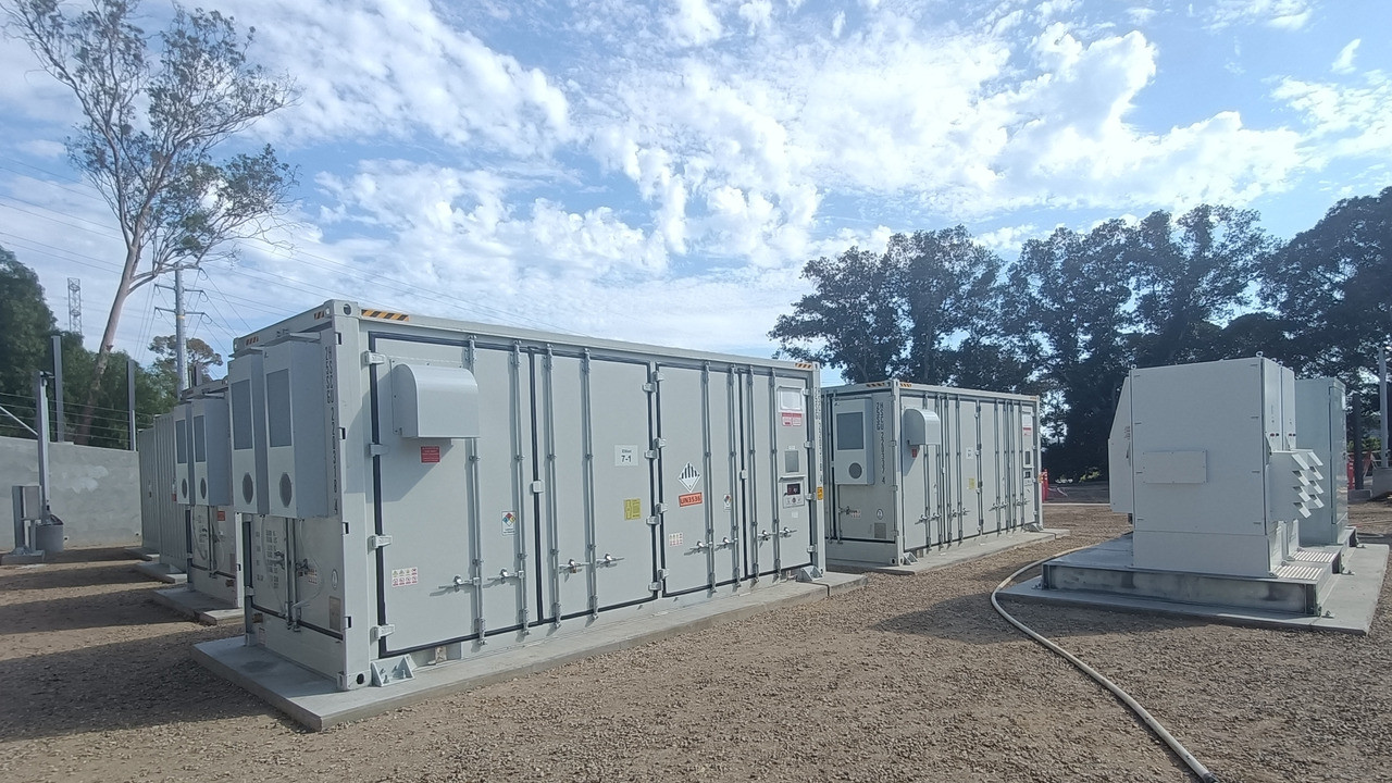 Testing Microgrids: Ensuring Efficiency and Reliability