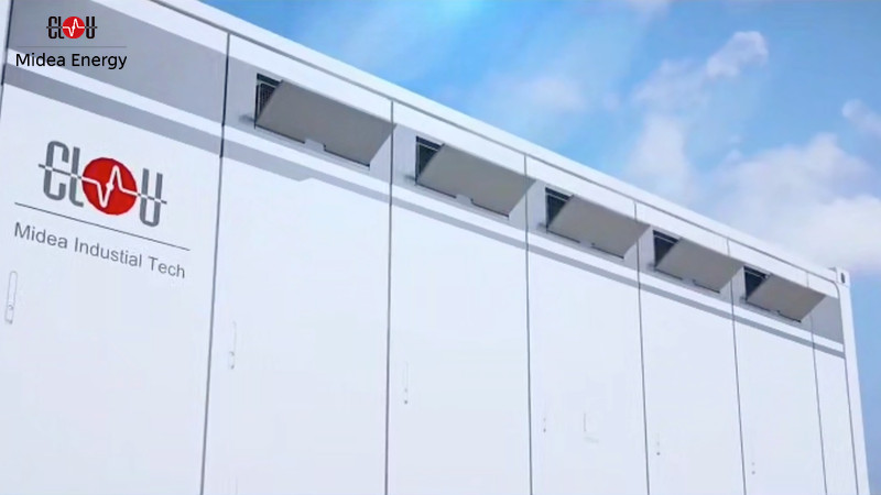 CLOU's Active Ventilation Explosion-Proof System: Five top-mounted louvers engineered for rapid gas release and vertical flame direction, setting a new standard in energy storage fire safety.