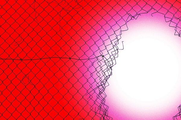 AI Coding Boosts Output but Triggers Critical Security Risks in 2025