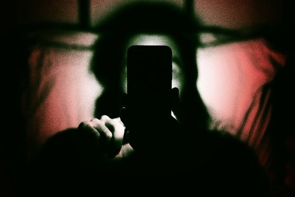 ChatGPT and Mental Health: Revolution or Risk? Exploring AIs Role in Emotional Support