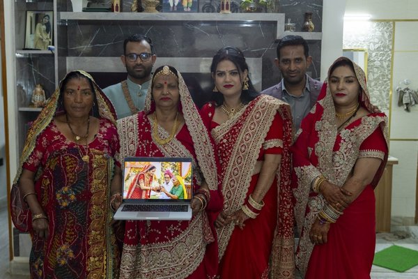 Family deepfakes help people celebrate and grieve in India