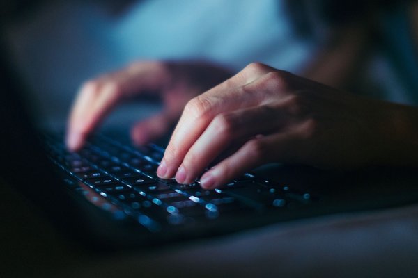  I found 5 search engines that dont force AI summaries on every search 