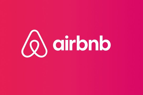  Airbnb adds AI search and more services to help you plan your next getaway 