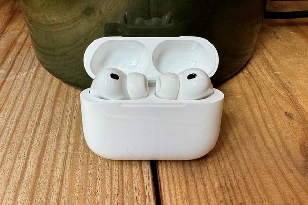 Apple might launch an even more powerful AirPods Pro version this year