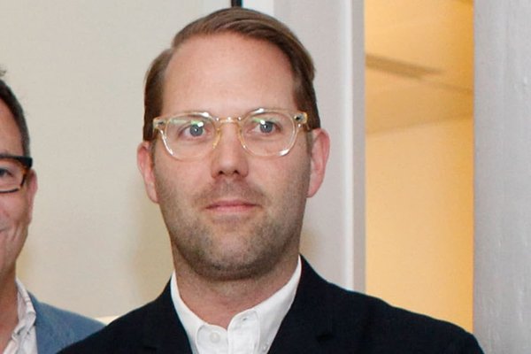 Design executive behind Liquid Glass is leaving Apple