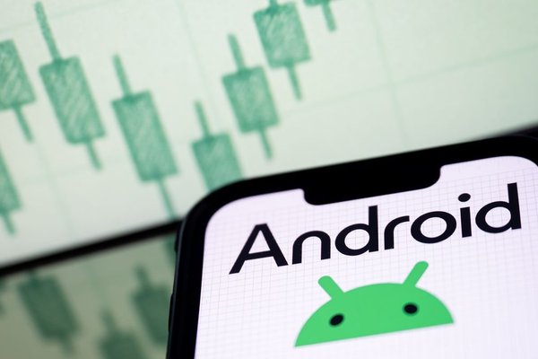 Android Autos Secret Superpower Is a Customizable Shortcut Button