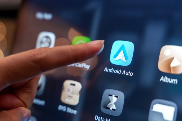 Android Auto Could Soon Get One Of The Best New CarPlay Features