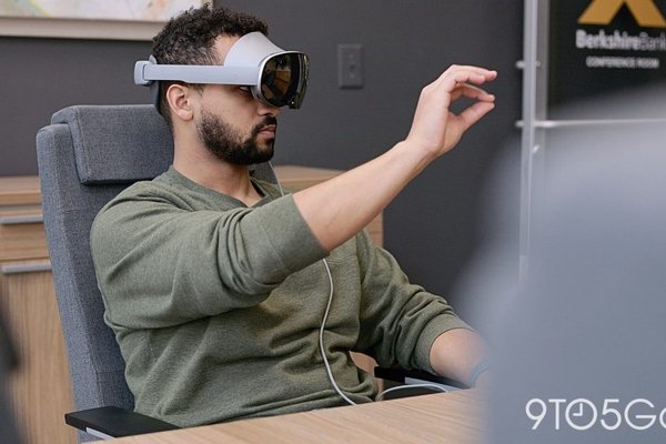 Google will fix an Android XR bug leaving Galaxy headsets functionally useless