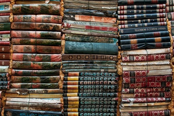 Anthropic is paying $1.5 billion over pirated books, but it can still legally cut up purchased ones