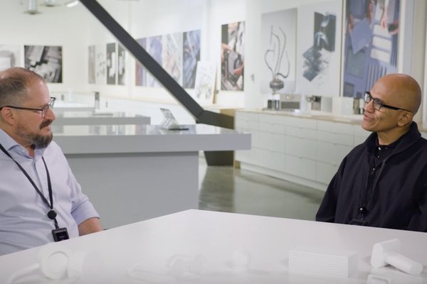 Apples on-device AI protects privacy, Microsofts cloud-based plans offer only convenience