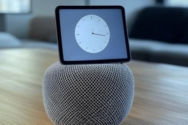 Apple Accidentally Leaks HomePod with a Screen Preview