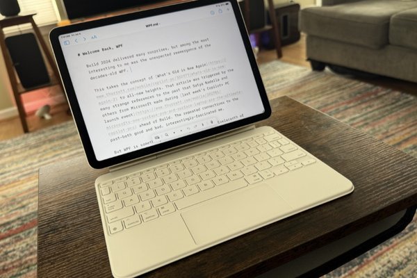 Experience the Future: Apple Magic Keyboard for iPad Air 11-Inch M3 Review