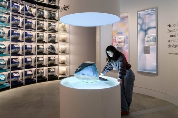 Europes largest Apple museum opens to the public in the Netherlands