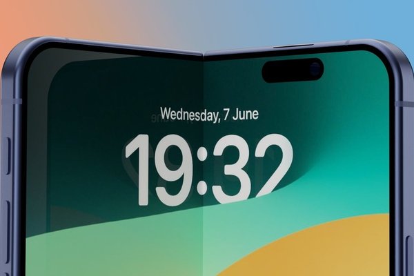 Apple Innovates iPhone Fold Display for Enhanced Battery Life