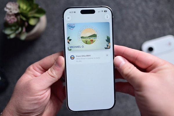 How to use digital IDs in Apple Wallet 