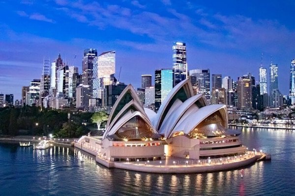 Australia Introduces Comprehensive Crypto Regulations and Debanking Measures