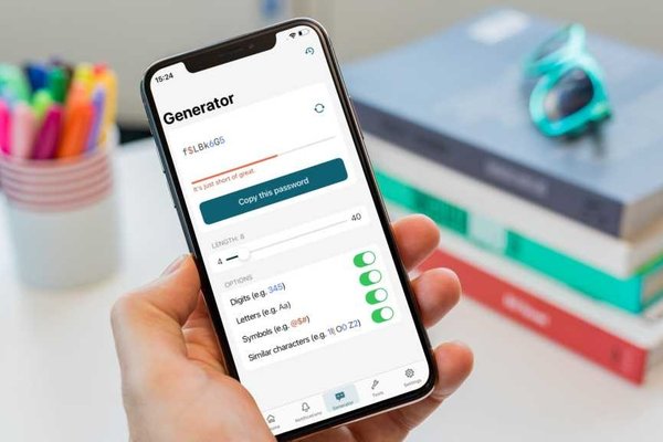The Ultimate Guide to the Best Password Managers in 2025