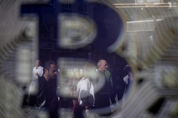 Forecasts for $1 million bitcoin price likely look too ambitious, key ratio suggests