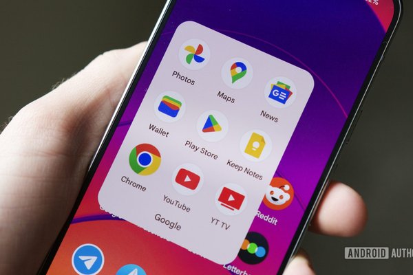 Android 16 is making your folders a little more jiggly