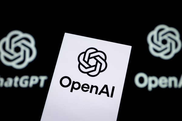  OpenAI is racing to give ChatGPT a flashy upgrade after Googles Gemini 3 rattled CEO Sam Altman into code red 
