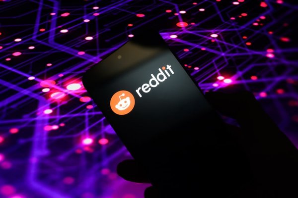 ChatGPT mysteriously stops citing Reddit in many responses to users