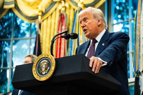 What the worlds biggest chipmakers are doing to stave off Trumps tariffs