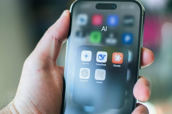 Researchers say AI browsers are a cybersecurity mess