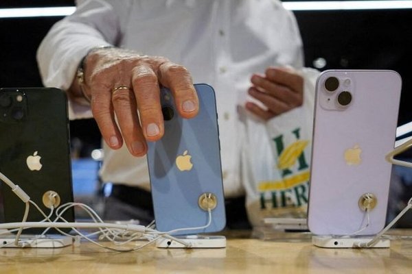 Mobile phone exports from India almost double to Rs 45,700 cr till August this fiscal