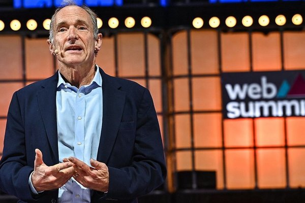 World Wide Web inventor Sir Tim Berners-Lees hopes for 2025