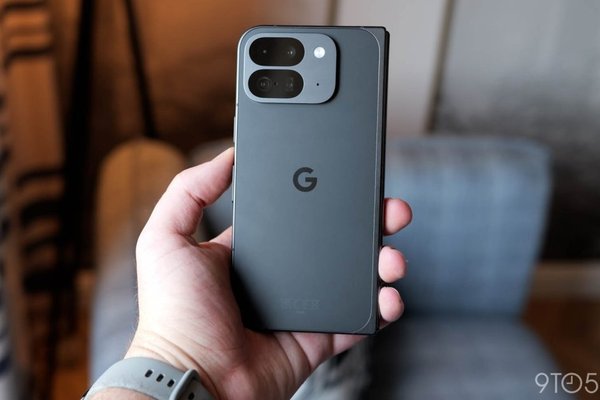 LineageOS now officially supports the Pixel 9 series