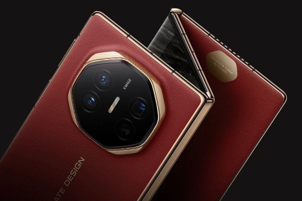Samsungs tri-fold phone is rumored to have one key difference from the Huawei Mate XT