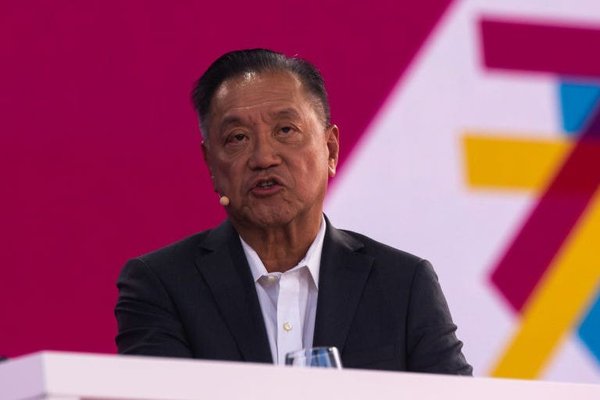 VMware customers are seeing massive late fees since Broadcom acquired the company