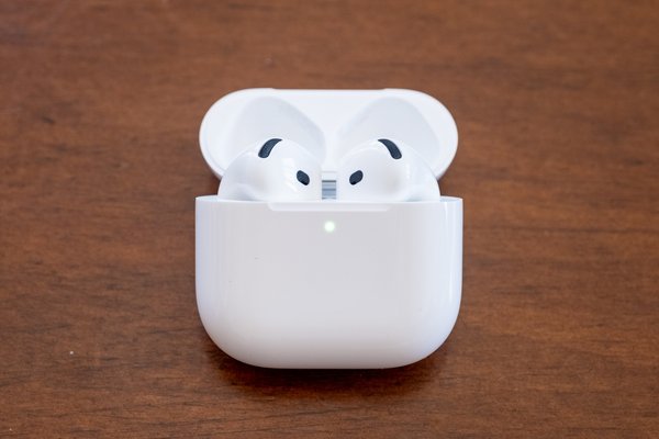 Apple releases new AirPods 4 firmware update